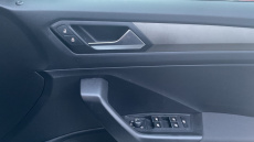 Volkswagen T-Roc 1.0 TSI SE 5dr Petrol Hatchback